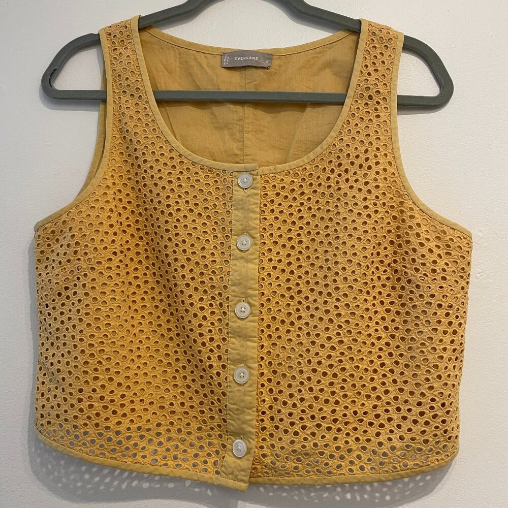 S Everlane eyelet crop summer button down